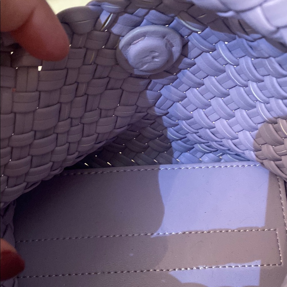 Lavender Woven Handbag - Picture 2 of 6